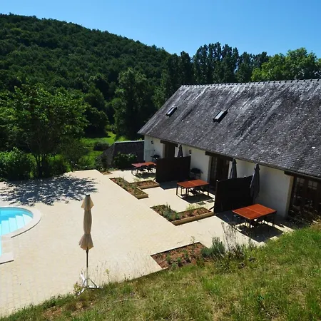 In Mit Gemeinschaftspool By Interhome Сasa de vacaciones *