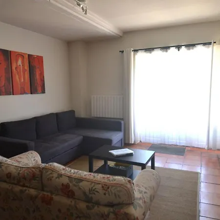 In Mit Gemeinschaftspool By Interhome Сasa de vacaciones Souillac