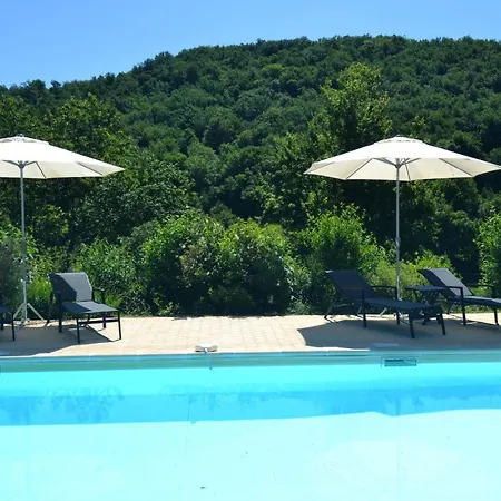 In Mit Gemeinschaftspool By Interhome