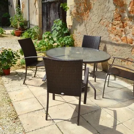 In Mit Gemeinschaftspool By Interhome * Souillac