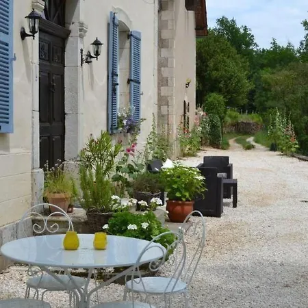 Сasa de vacaciones In Mit Gemeinschaftspool By Interhome