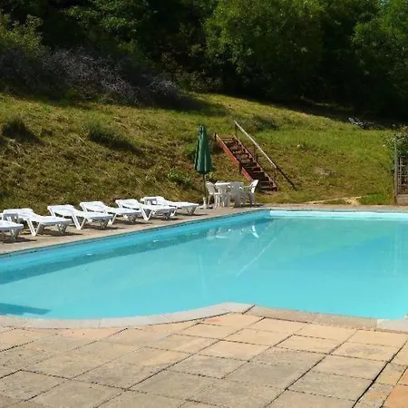 In Mit Gemeinschaftspool By Interhome Souillac
